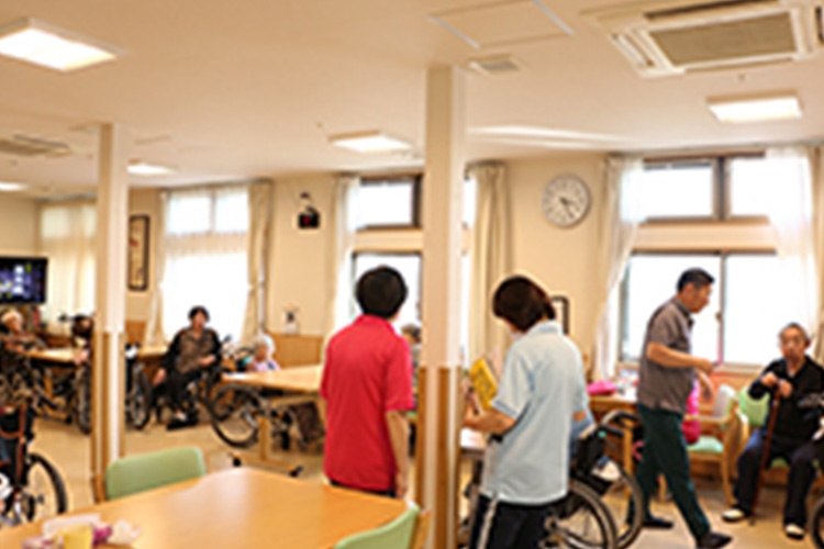 食堂兼機能回復訓練室
