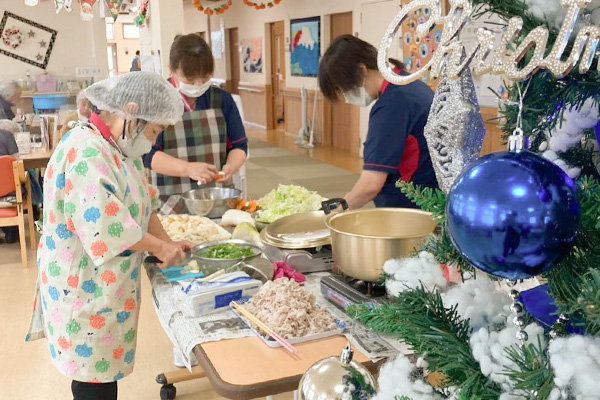 クリスマスパーティの準備
